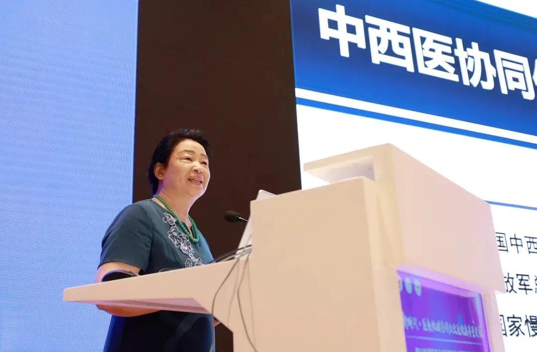 陈香美院士出席ab欧博allbet集团附属医院医联体联盟2021年会/四川省医院协会中医医院分会第三次学术会议